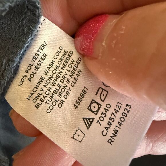 Gorgeous LOFT Blue 3/4 Sleeve Tie Front Blouse - Picture 7 of 7